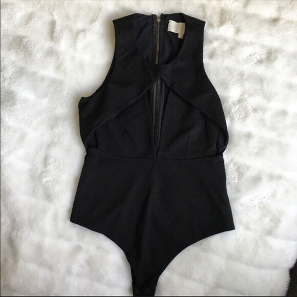 MICHELLE Mason‎ Bodysuit - Picture 13 of 14